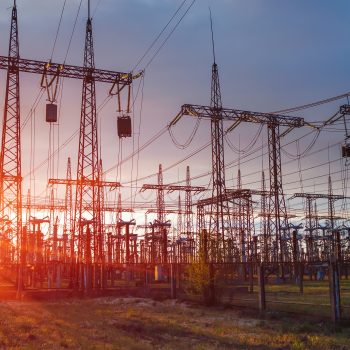 How Can Electrical Grids Benefit From Digital Twin Technology?